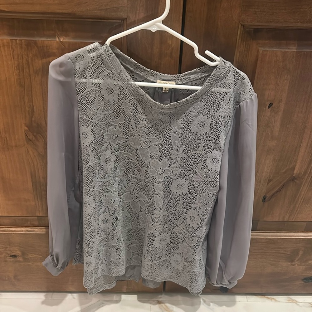 Woman’s blouse